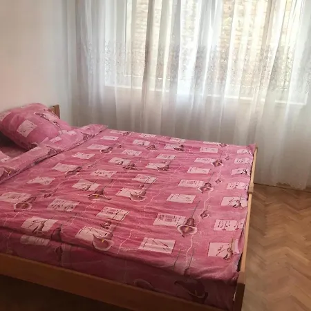 Apartment Feel Like *