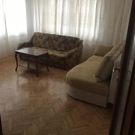 Apartment Feel Like